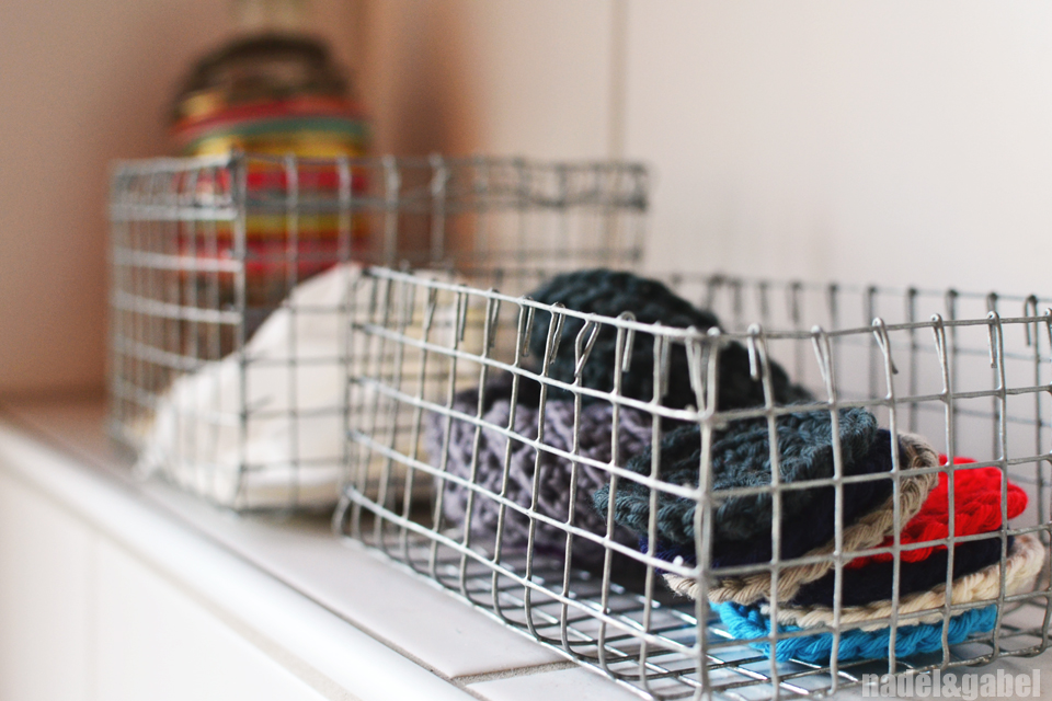 Simple DIY Wire Baskets – Pickled Barrel