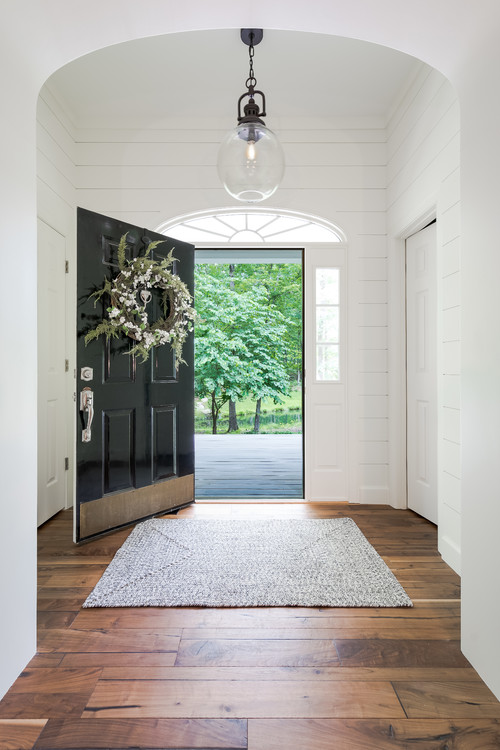 Modern Farmhouse Entryway Ideas – Pickled Barrel
