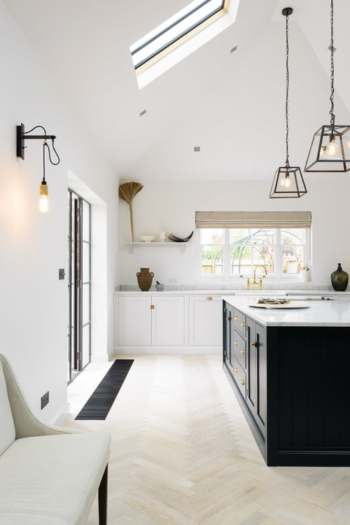 Modern Farmhouse Black and White Kitchen Ideas – Pickled Barrel