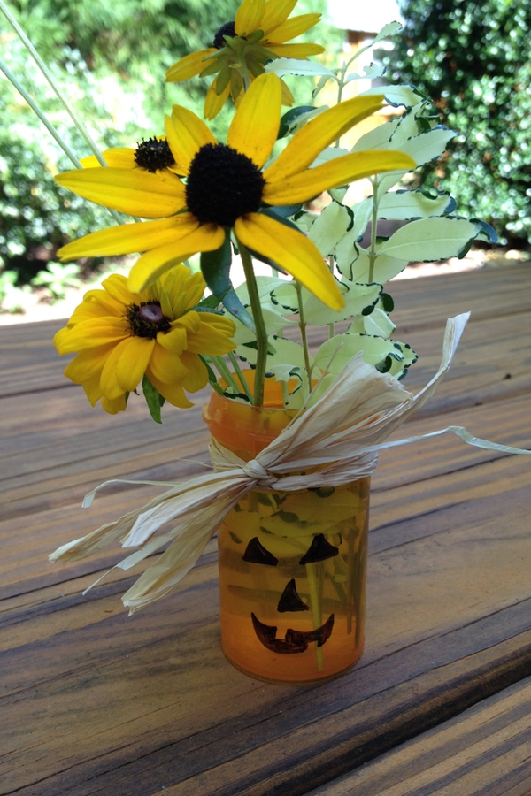 Halloween Crafts | crafts | DIY | Halloween | fall | fall crafts | upcycle | upcycle crafts